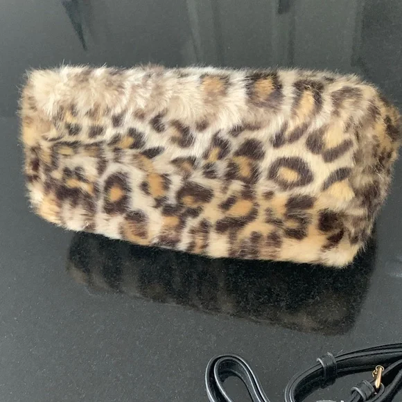 a new day Leopard Print Faux Fur Shoulder Bag - Picture 3 of 3